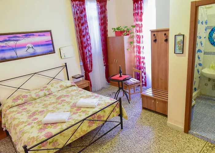Casa Frendy - Free Airport Transportation On Arrival If Book An Of Minimum 3 Nights And 6 People Casa de hóspedes *