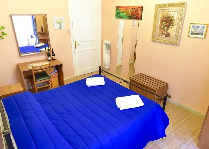Casa de hóspedes Casa Frendy - Free Airport Transportation On Arrival If Book An Of Minimum 3 Nights And 6 People *